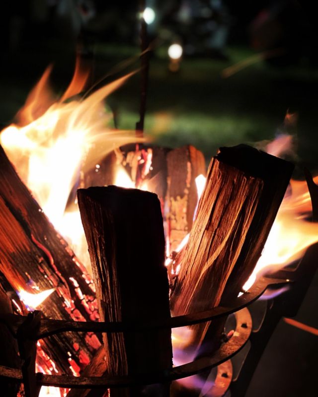 俺の焚き火台。
北海道石狩の新兵器👏👏👏👏👏👏👏
ありがとうございました😍🙏

焚き火台難民。
当分これで遊ぶ🎉😎
#タノシメタル 

焚き火会の方は焚き火の事を火で遊ぶって言うの結構ツボかも。

#グルグルファイヤー
#gurugurufire 
#tripath 
#焚き火台
#焚き火
#bonfire 

#キャンプ #camp #camping  #outdoor  #outdoorlife #キャンプ好き #キャンプ初心者 #キャンプ好きな人と繋がりたい #アウトドア好きな人と繋がりたい #캠핑 #キャンパー #camper #オートキャンプ場 #キャンプ場 #campsite #campingfun #camp_outdoor_jp#キャンプレイス掲載希望#camphack取材＃hintaoutdoors#campzine掲載希望#ギアスト#campic掲載#キャンプアウトドアjp